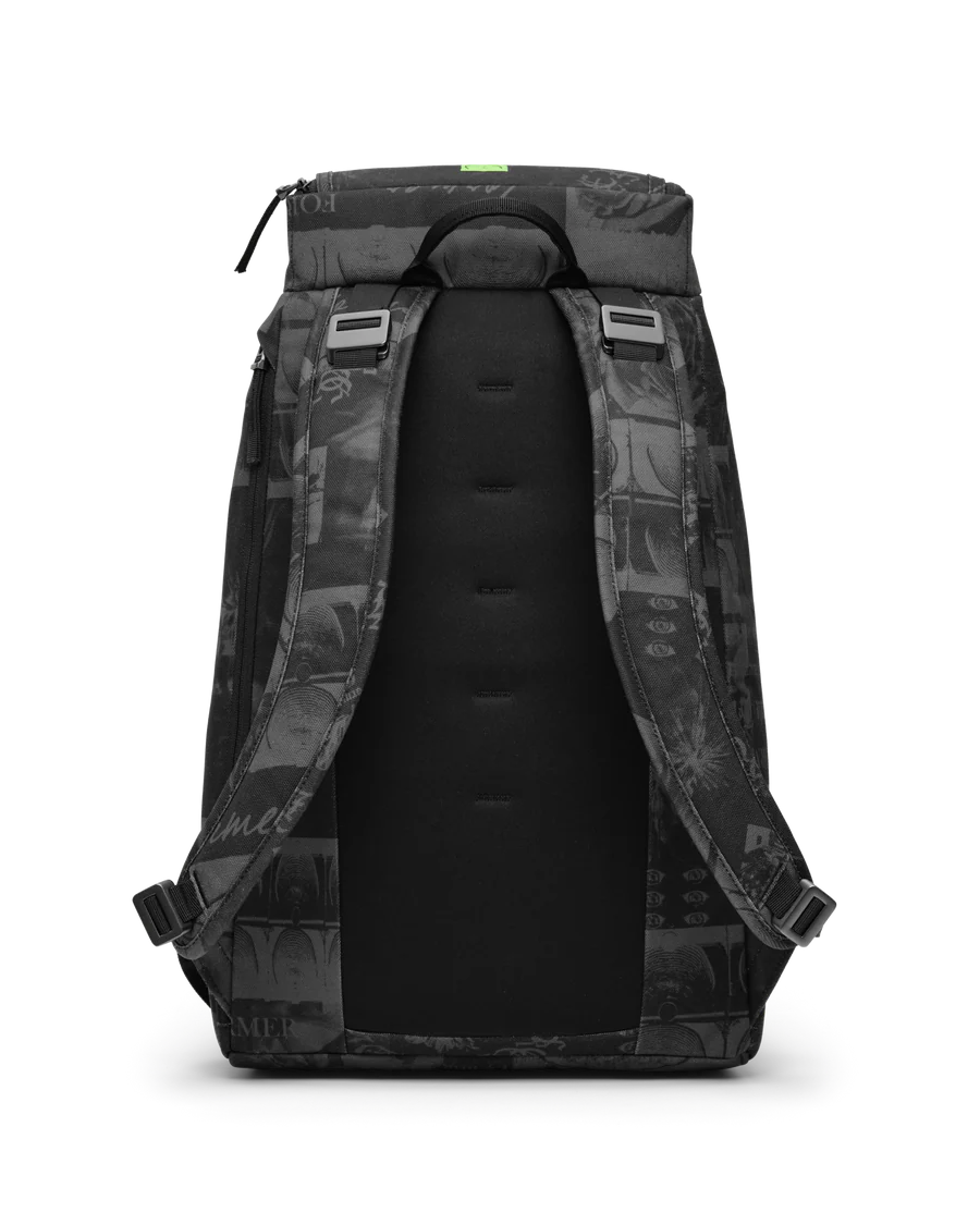 Db X FORMER Hugger Backpack 30L
