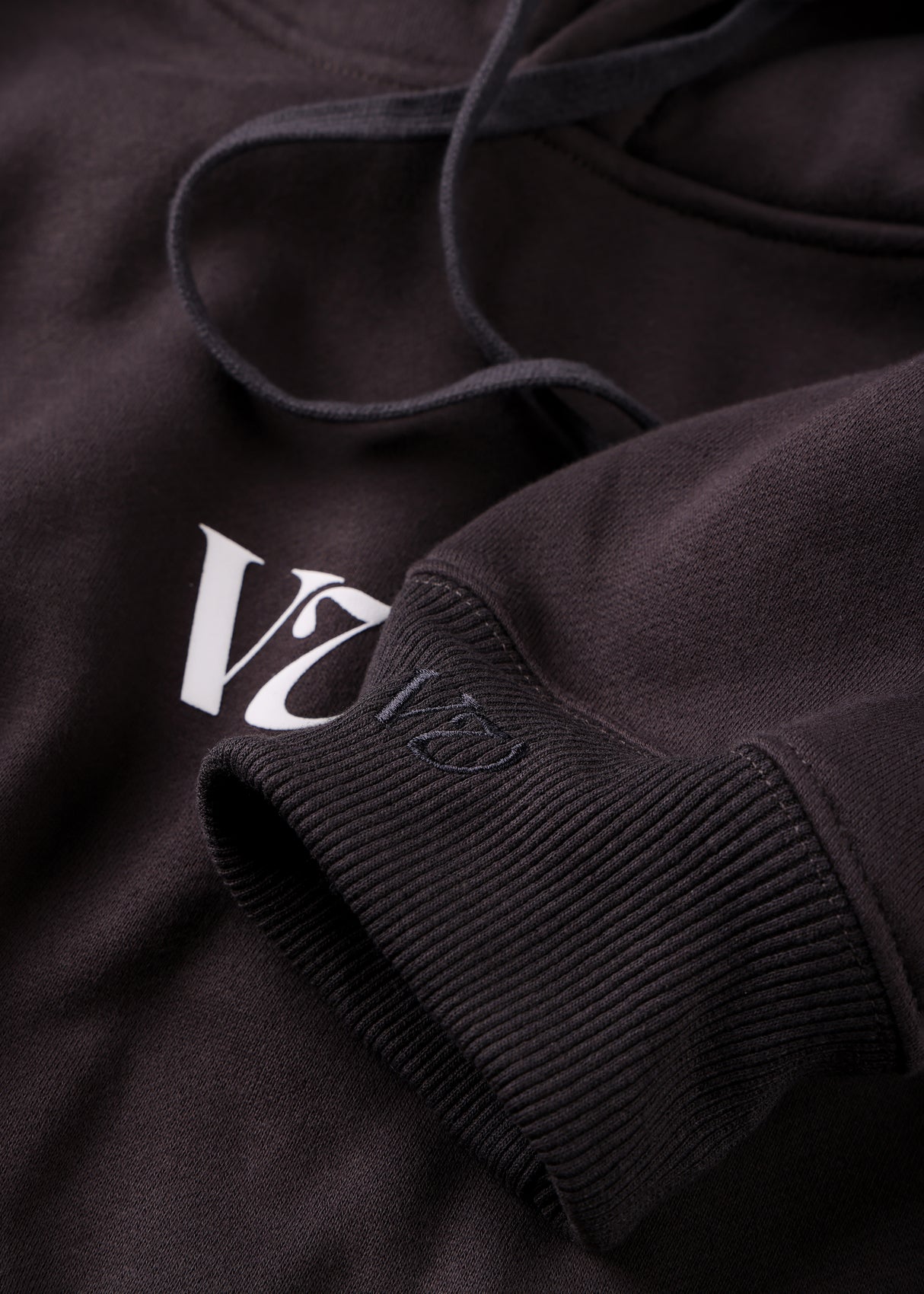 Rivvia Expanse Hood