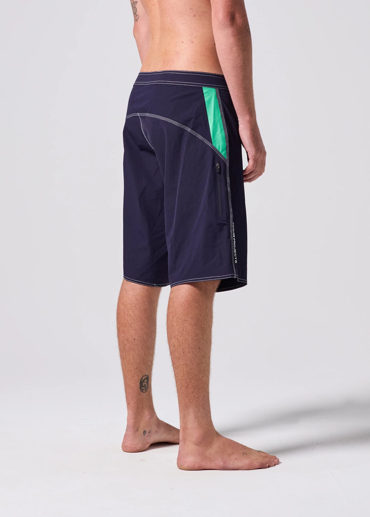 Rivvia Frequency Pulse Trunk