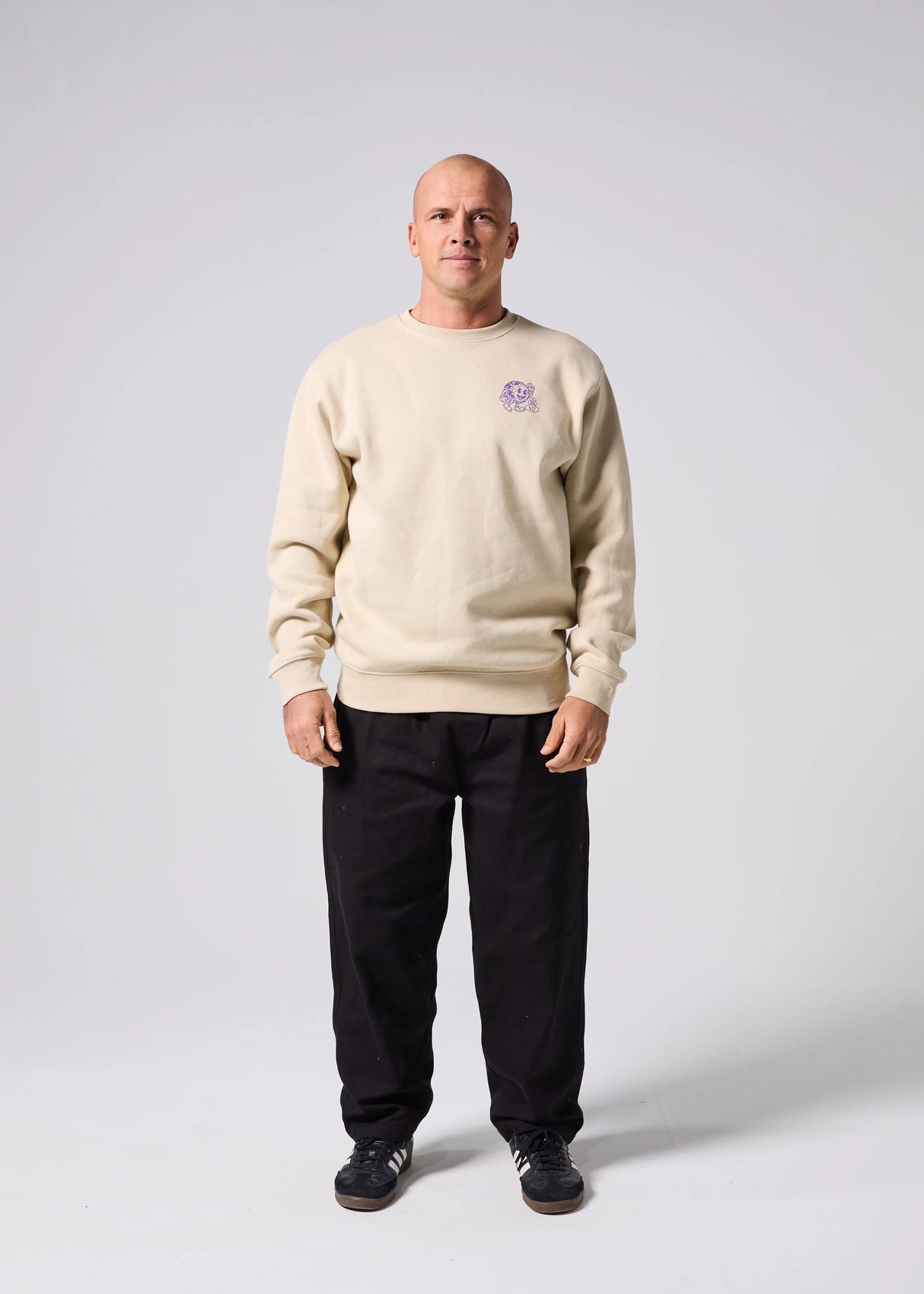 Rivvia Happy Globe Crew