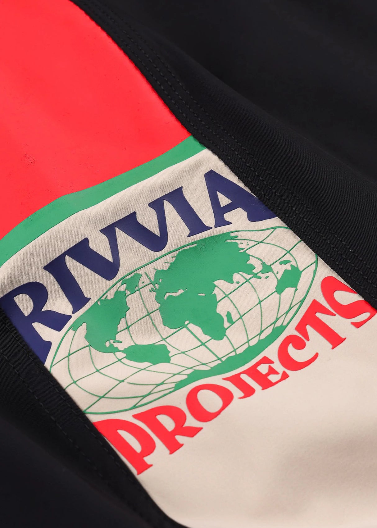 Rivvia Disclosure 20" World Series Trunk