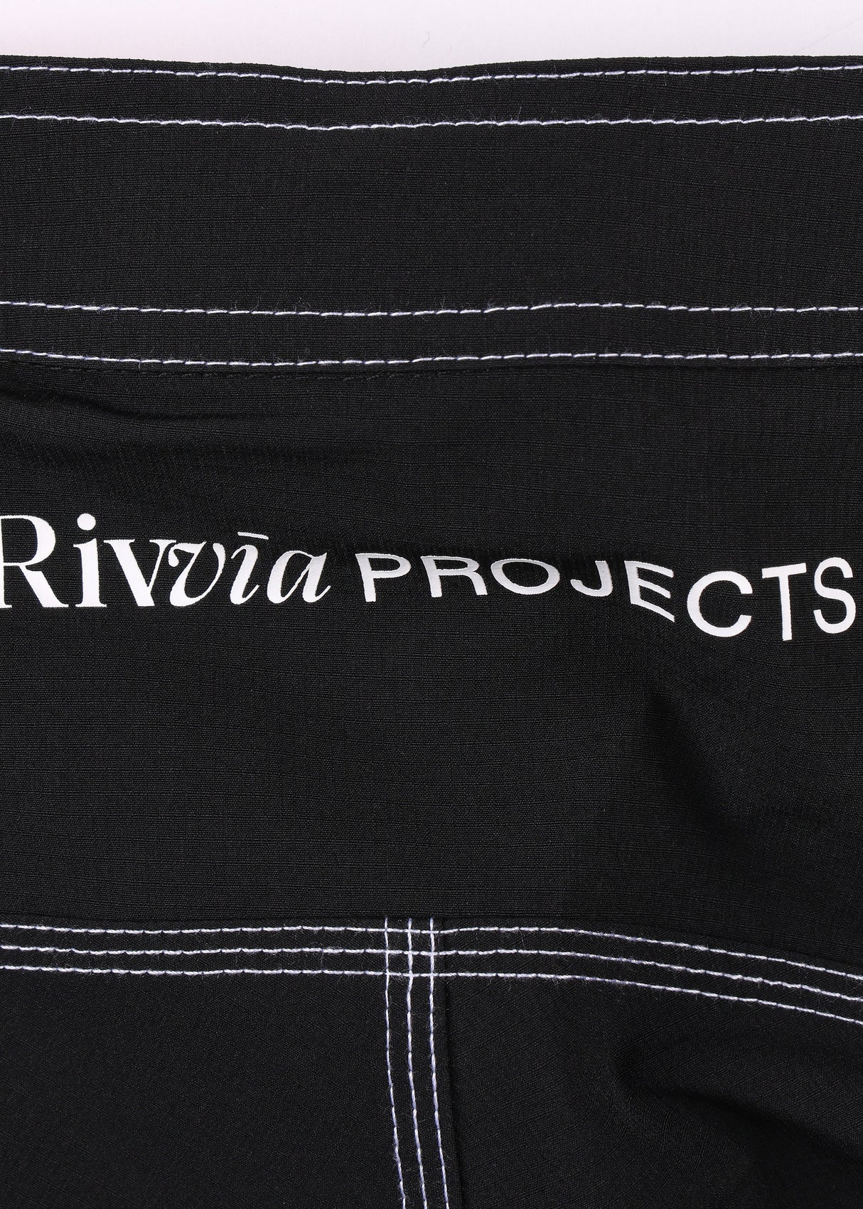 Rivvia Frequency 21" Trunk