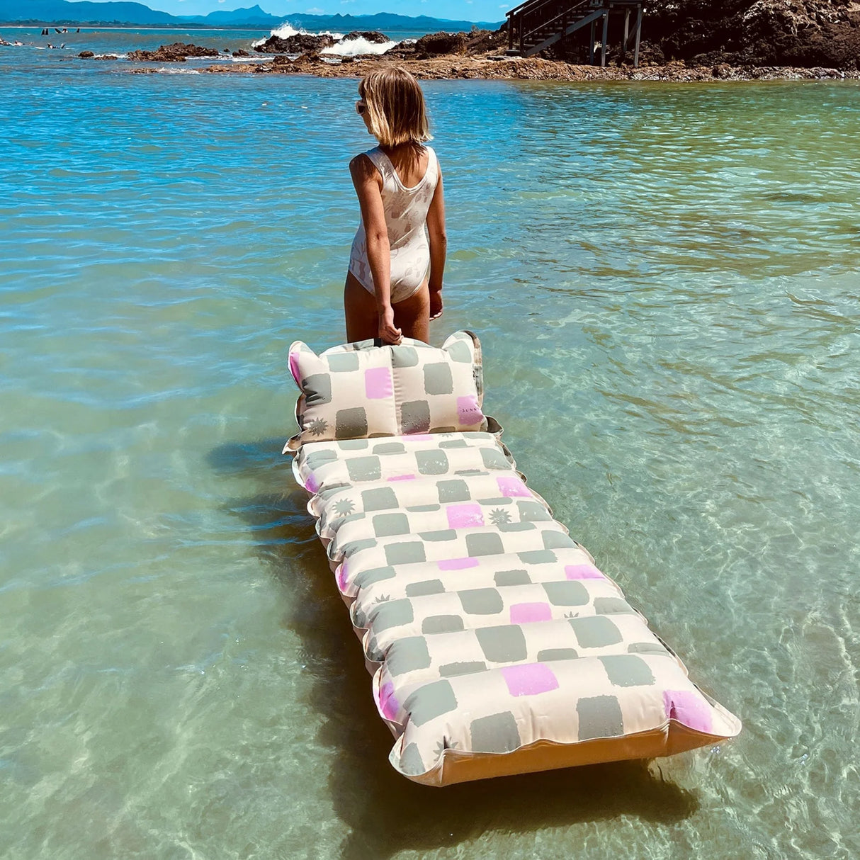 Sunnylife Vintage Lie On Float