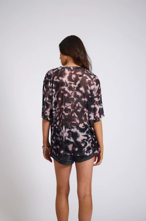 One Teaspoon Mesh Printed Kobe Tee