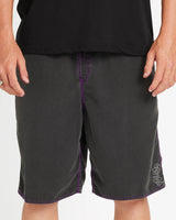 Volcom Mens Off Ozzy Trunk 21"