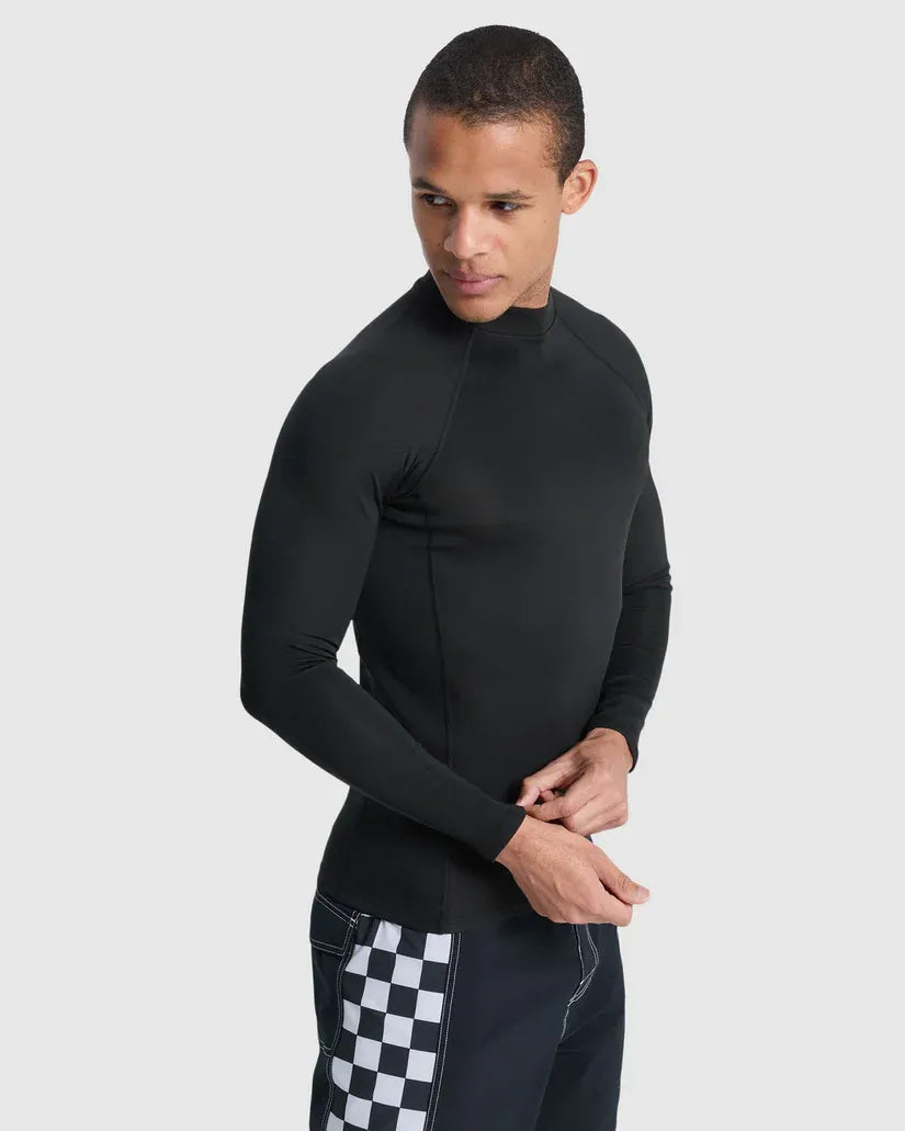 Quiksilver Mens Everyday Heat  Long Sleeve Rashguard
