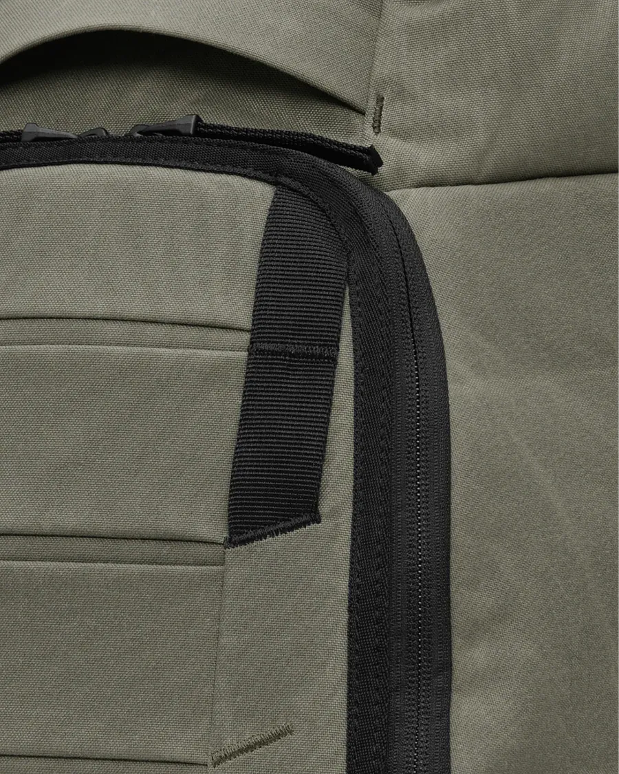 Db Hugger Backpack 25L