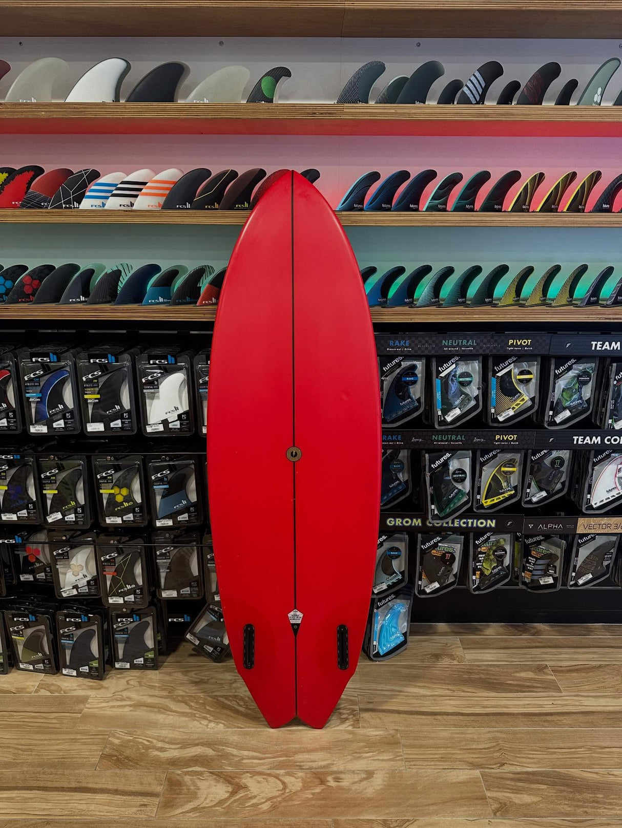 5'6 Album Twinsman #7930 - Used Surfboard