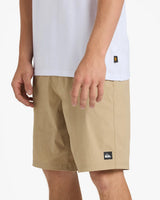 Quiksilver Mens Overcast Amphibian 20" Hybrid Shorts