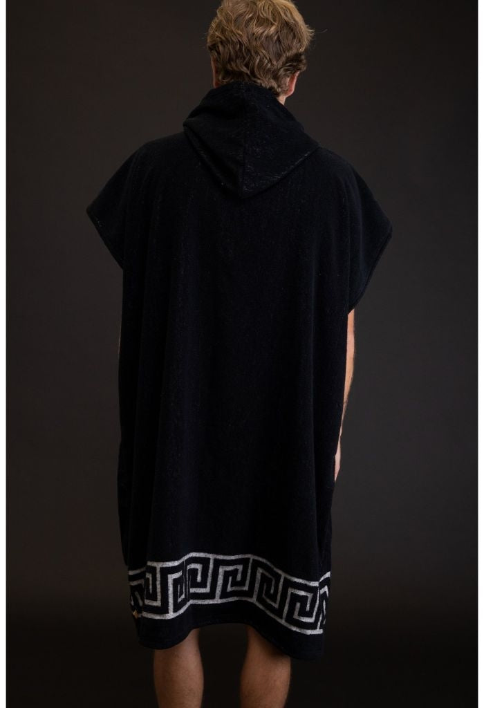 Rhythm Wavy Border Beach Poncho