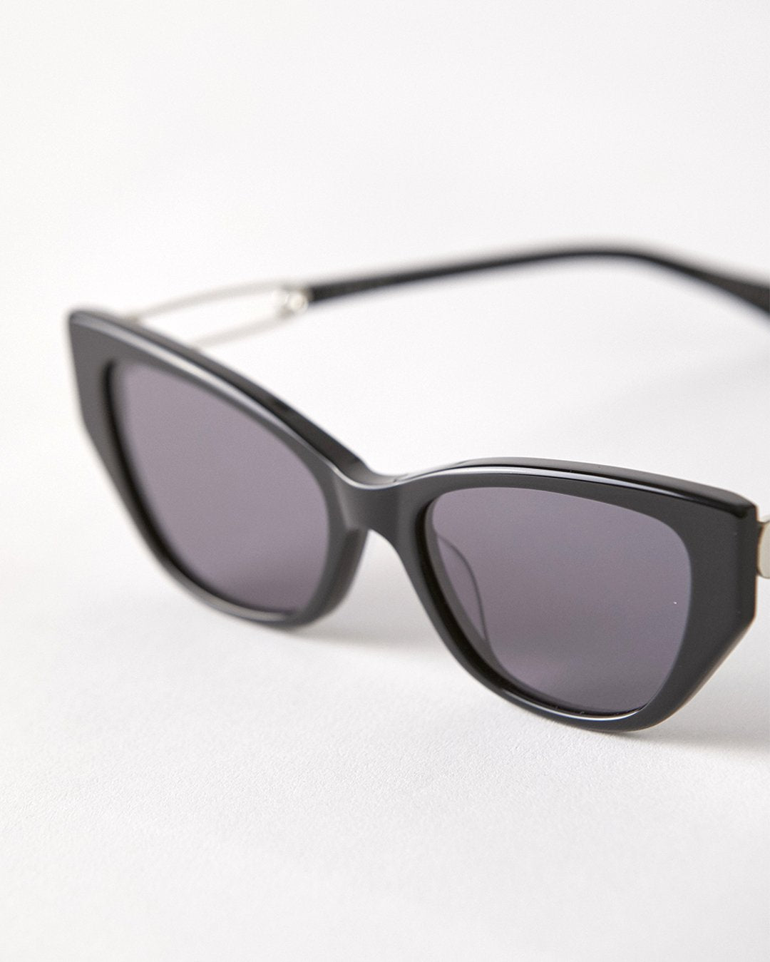 Epokhe Wire Sunglasses Black Polised/Black