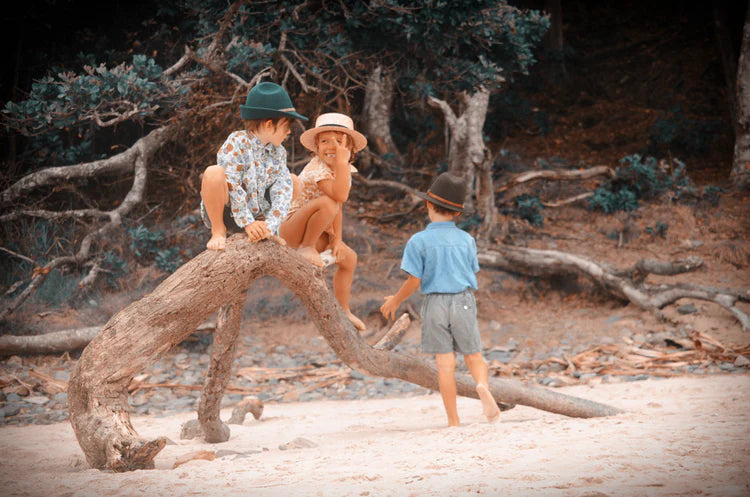 Fallen broken street kids sales